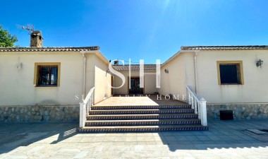 Resale - Villa - Catral - Costa Blanca