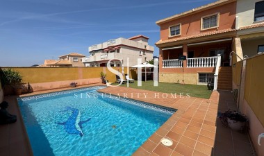 Resale - Villa - Torrevieja - Zona Los Frutales