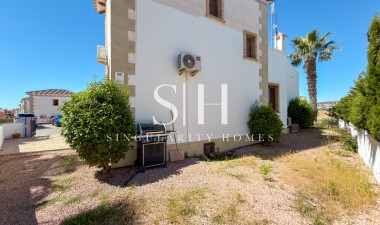 Перепродажа - Villa - Algorfa - La Finca Golf