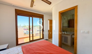 Перепродажа - Villa - Algorfa - La Finca Golf
