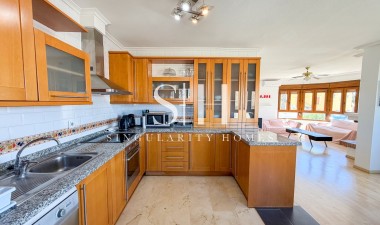 Перепродажа - Villa - Algorfa - La Finca Golf