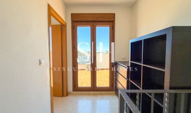 Перепродажа - Villa - Algorfa - La Finca Golf