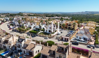 Перепродажа - Villa - Algorfa - La Finca Golf