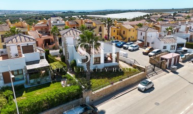 Перепродажа - Villa - Algorfa - La Finca Golf