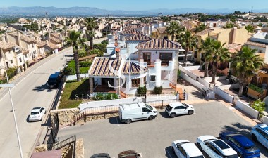 Перепродажа - Villa - Algorfa - La Finca Golf
