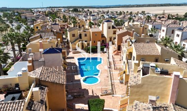 Перепродажа - Villa - Algorfa - La Finca Golf