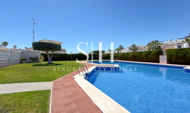 Wiederverkauf - Villa - Orihuela Costa - Los Dolses