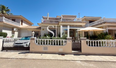 Wiederverkauf - Villa - Orihuela Costa - Los Dolses