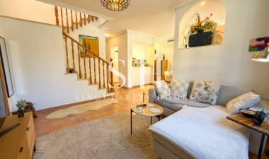 Wiederverkauf - Villa - Orihuela Costa - Los Dolses