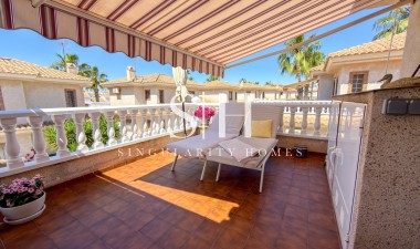 Wiederverkauf - Villa - Orihuela Costa - Los Dolses