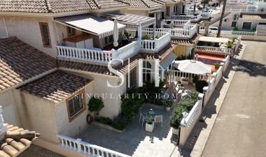Wiederverkauf - Villa - Orihuela Costa - Los Dolses