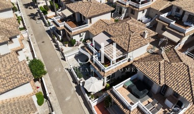 Wiederverkauf - Villa - Orihuela Costa - Los Dolses