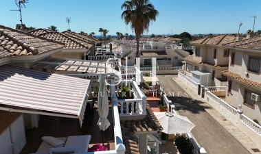Wiederverkauf - Villa - Orihuela Costa - Los Dolses