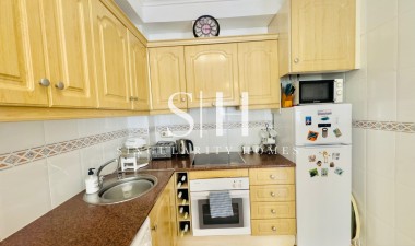 Resale - House - Orihuela Costa
