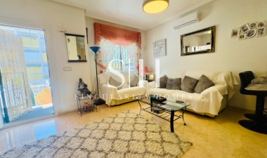 Resale - House - Orihuela Costa