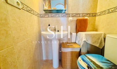 Resale - House - Orihuela Costa