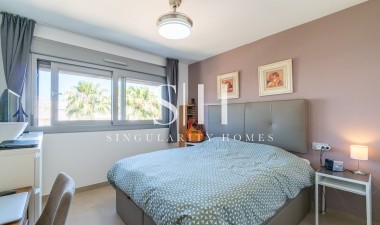 Resale - Bungalow - Vista Bella Golf Resort - Inland
