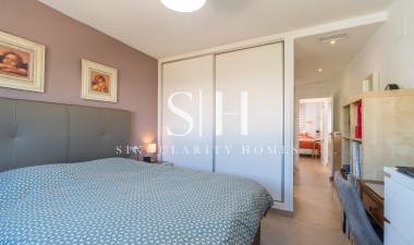 Resale - Bungalow - Vista Bella Golf Resort - Inland