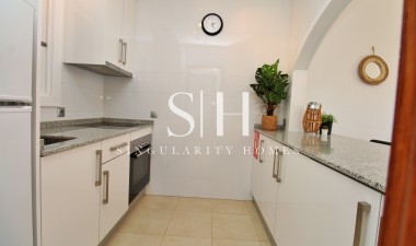 Resale - Apartment / flat - Orihuela Costa - Villamartin