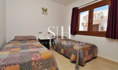 Resale - Apartment / flat - Orihuela Costa - Villamartin