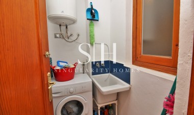 Resale - Apartment / flat - Orihuela Costa - Villamartin