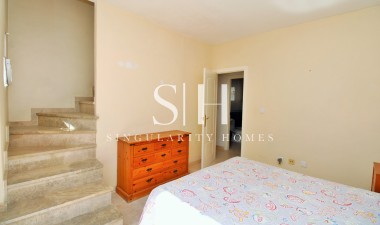 Resale - House - Orihuela Costa - Villamartin