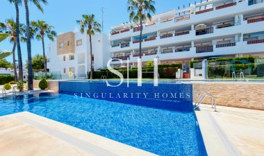 Resale - Apartment / flat - Orihuela Costa