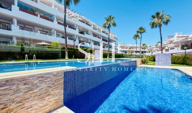 Resale - Apartment / flat - Orihuela Costa