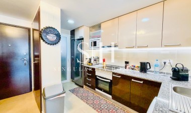Resale - Apartment / flat - Orihuela Costa