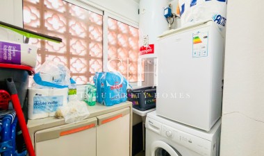 Resale - Apartment / flat - Orihuela Costa