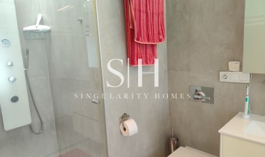 Resale - Villa - San Miguel de Salinas - Inland