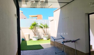 Resale - Villa - San Miguel de Salinas - Inland