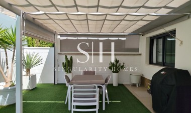 Resale - Villa - San Miguel de Salinas - Inland