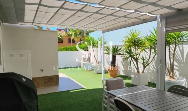 Resale - Villa - San Miguel de Salinas - Inland