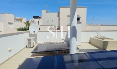 Resale - Villa - San Miguel de Salinas - Inland