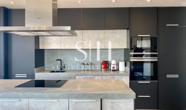 Resale - Apartment / flat - Torrevieja - Punta prima
