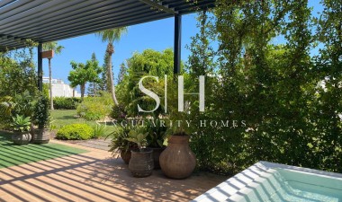 Resale - Apartment / flat - Torrevieja - Punta prima