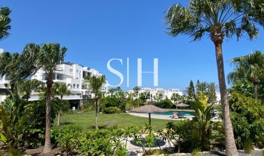 Resale - Apartment / flat - Torrevieja - Punta prima