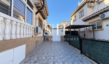 Resale - House - Orihuela Costa - Las Filipinas