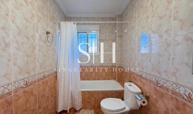Resale - House - Orihuela Costa - Las Filipinas