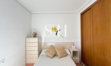 Resale - Apartment / flat - Torrevieja - Playa del Cura