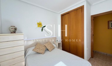 Resale - Apartment / flat - Torrevieja - Playa del Cura