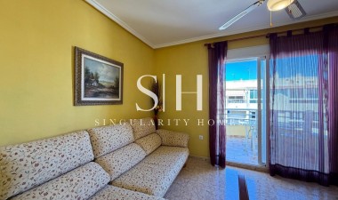 Resale - Apartment / flat - Torrevieja - Playa del Cura
