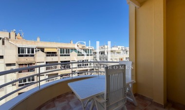 Resale - Apartment / flat - Torrevieja - Playa del Cura