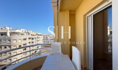 Resale - Apartment / flat - Torrevieja - Playa del Cura