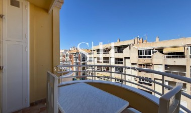 Resale - Apartment / flat - Torrevieja - Playa del Cura