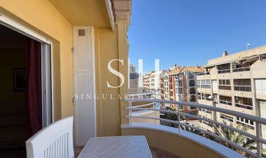 Resale - Apartment / flat - Torrevieja - Playa del Cura