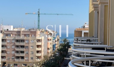 Resale - Apartment / flat - Torrevieja - Playa del Cura