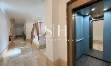 Resale - Apartment / flat - Torrevieja - Playa del Cura