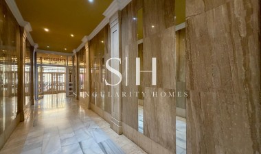 Resale - Apartment / flat - Torrevieja - Playa del Cura